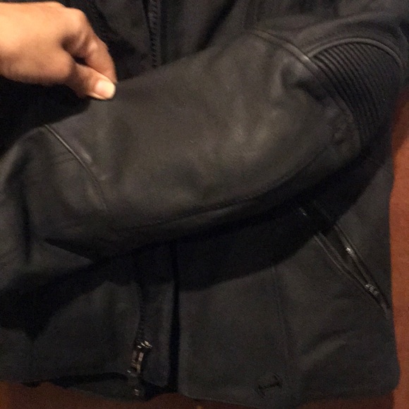 Motorcycle jacket - Picture 3 of 5